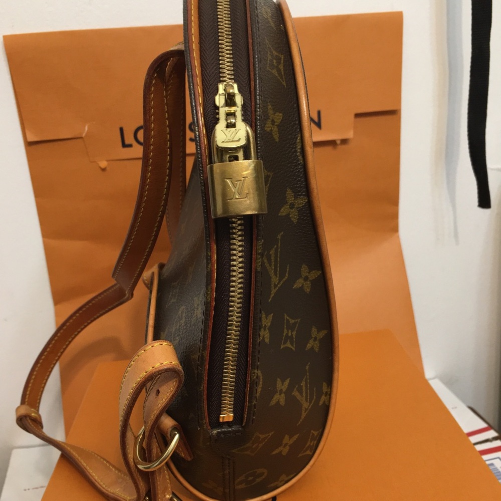 Louis Vuitton Monogram Ellipse Sac a Dos Backpack. With serial number Ml1001. - Picture 7 of 16